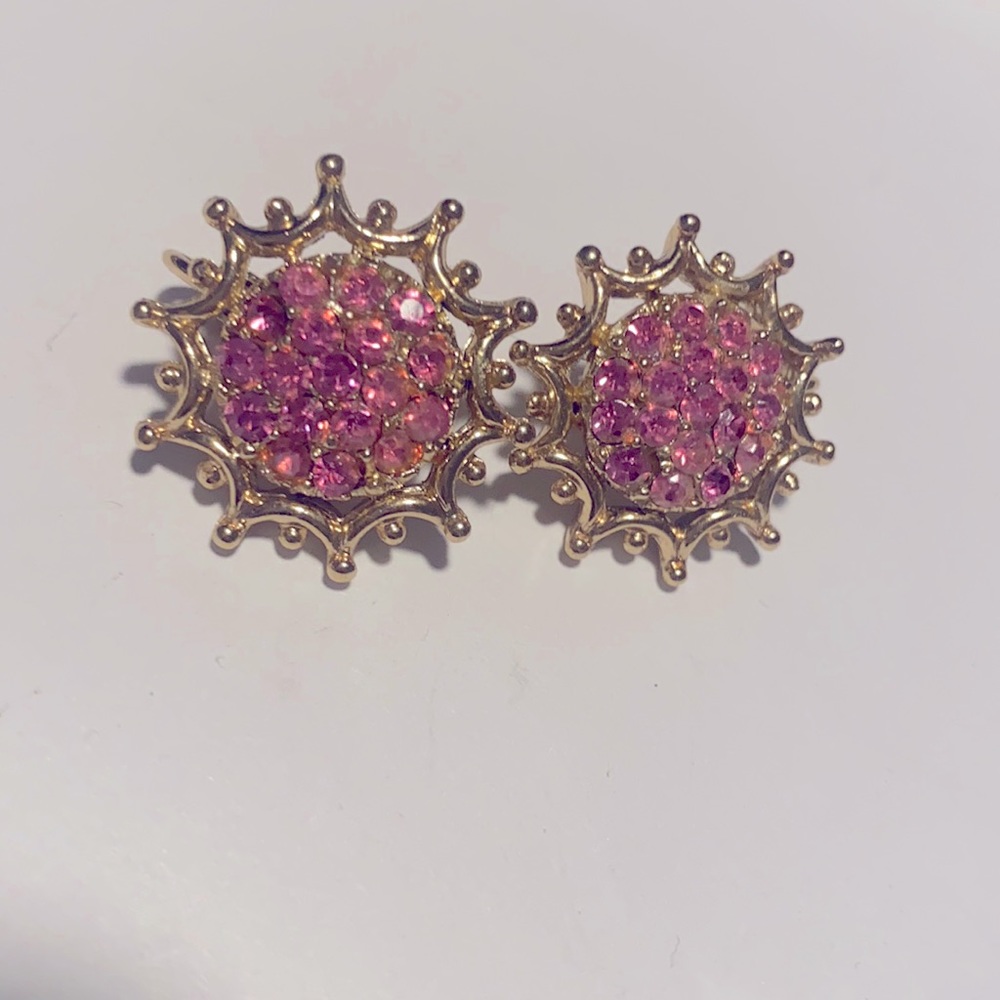 Vintage rhinestone clip on earrings